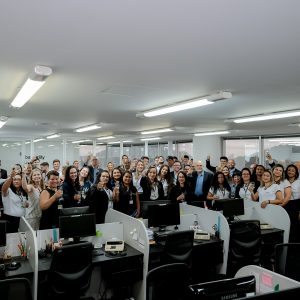 Equipe de Vitória - perspectivas econômicas e políticas